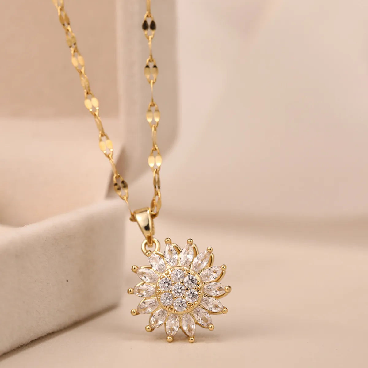 Double-Layer Sunflower Necklace