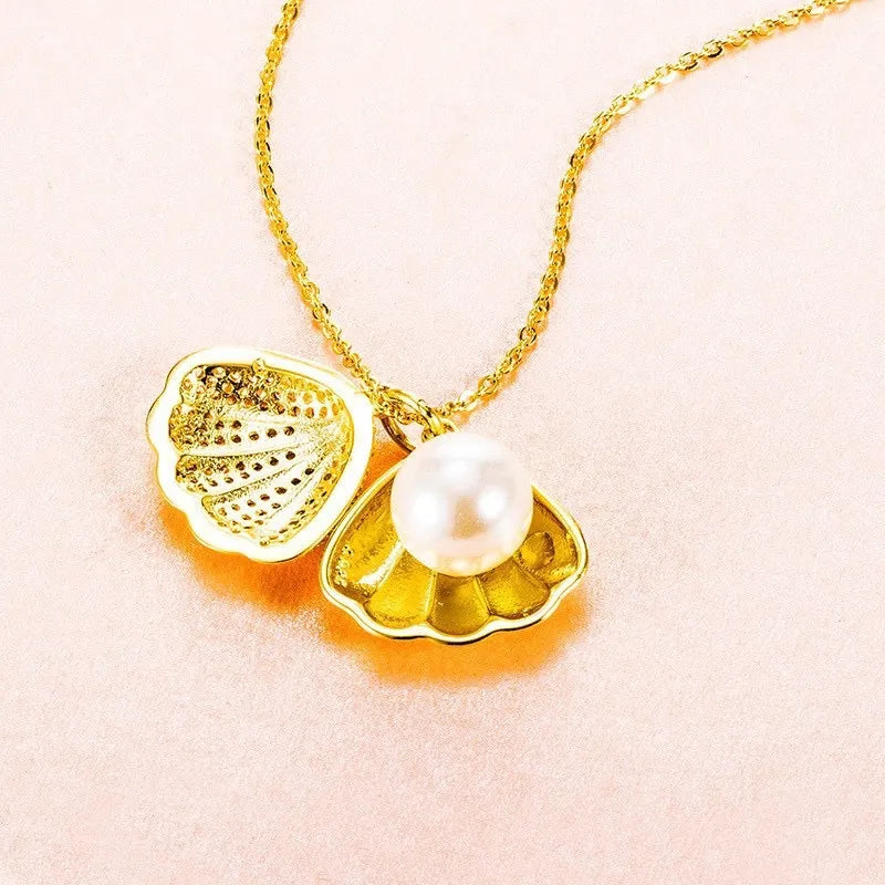 Shell Pearl Rhinestone Women’s Necklace